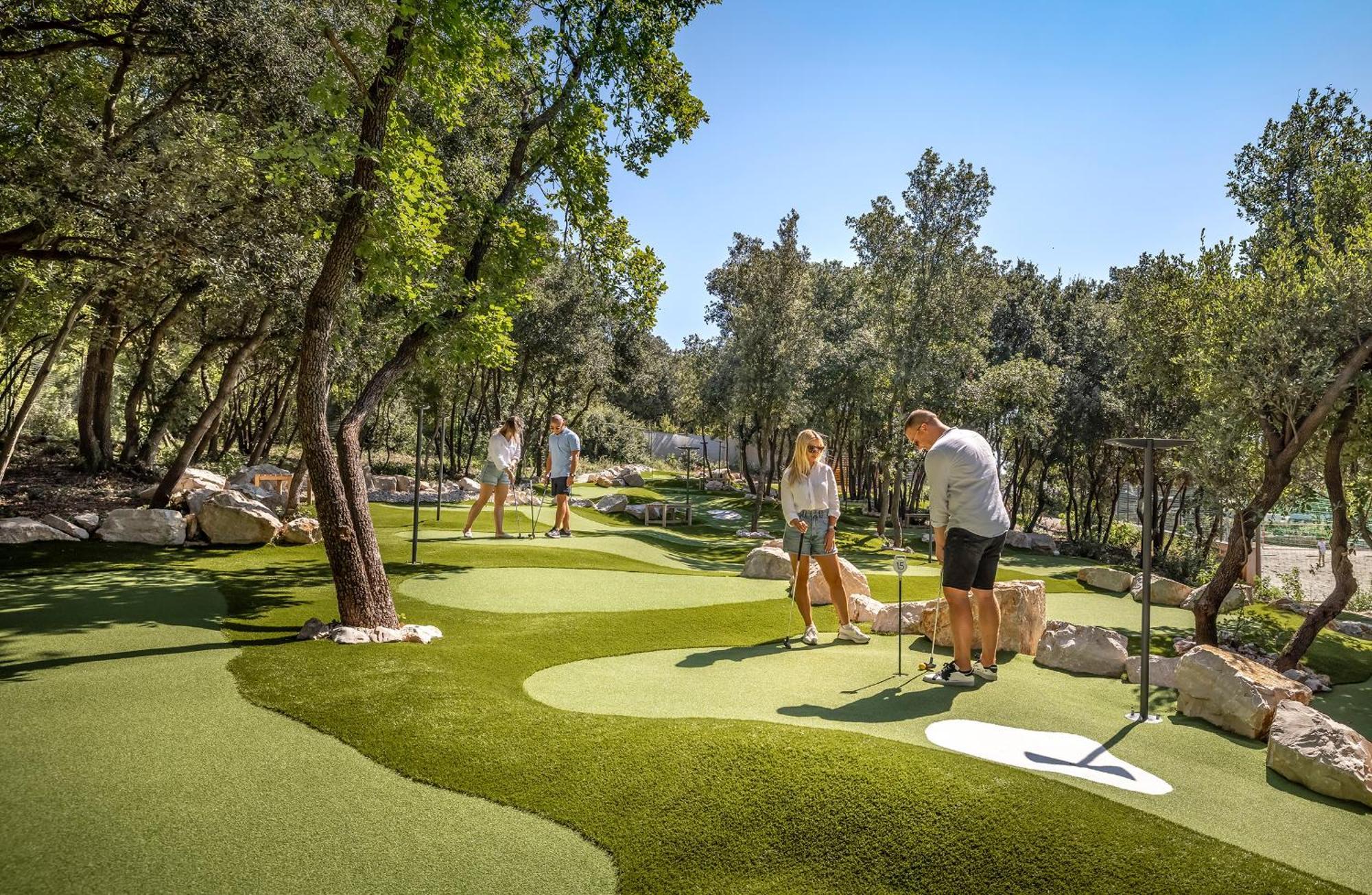 Maistra Camping Vestar Pitches Rovinj Exterior photo